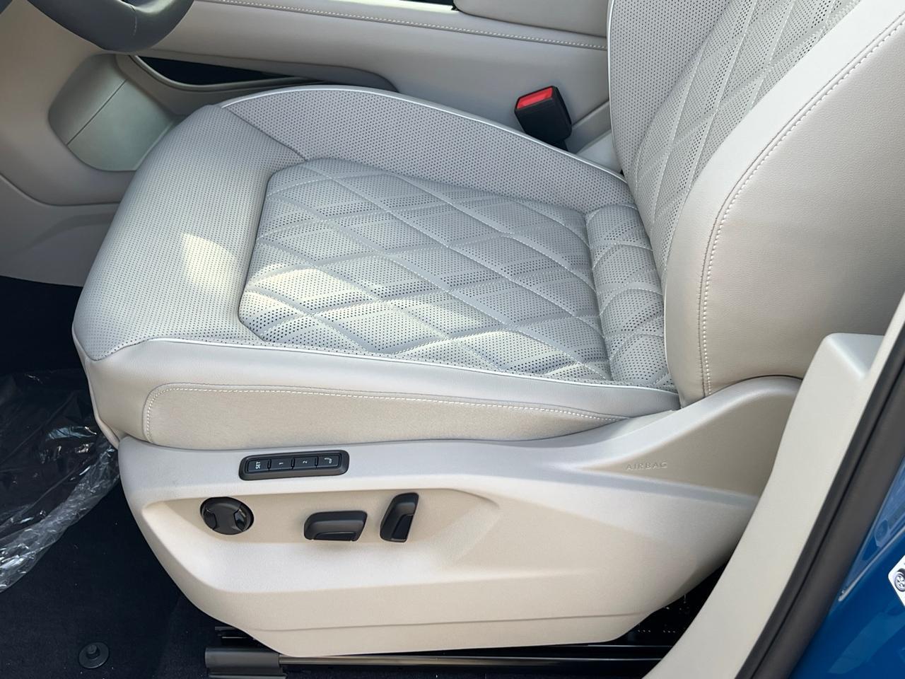 2025 Volkswagen Atlas 2.0T SEL Premium R-Line Hagerstown MD