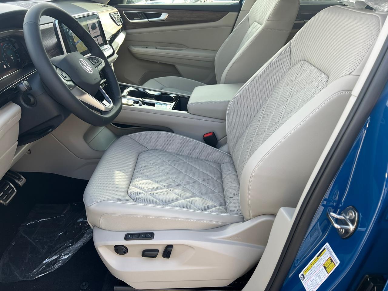 2025 Volkswagen Atlas 2.0T SEL Premium R-Line Hagerstown MD