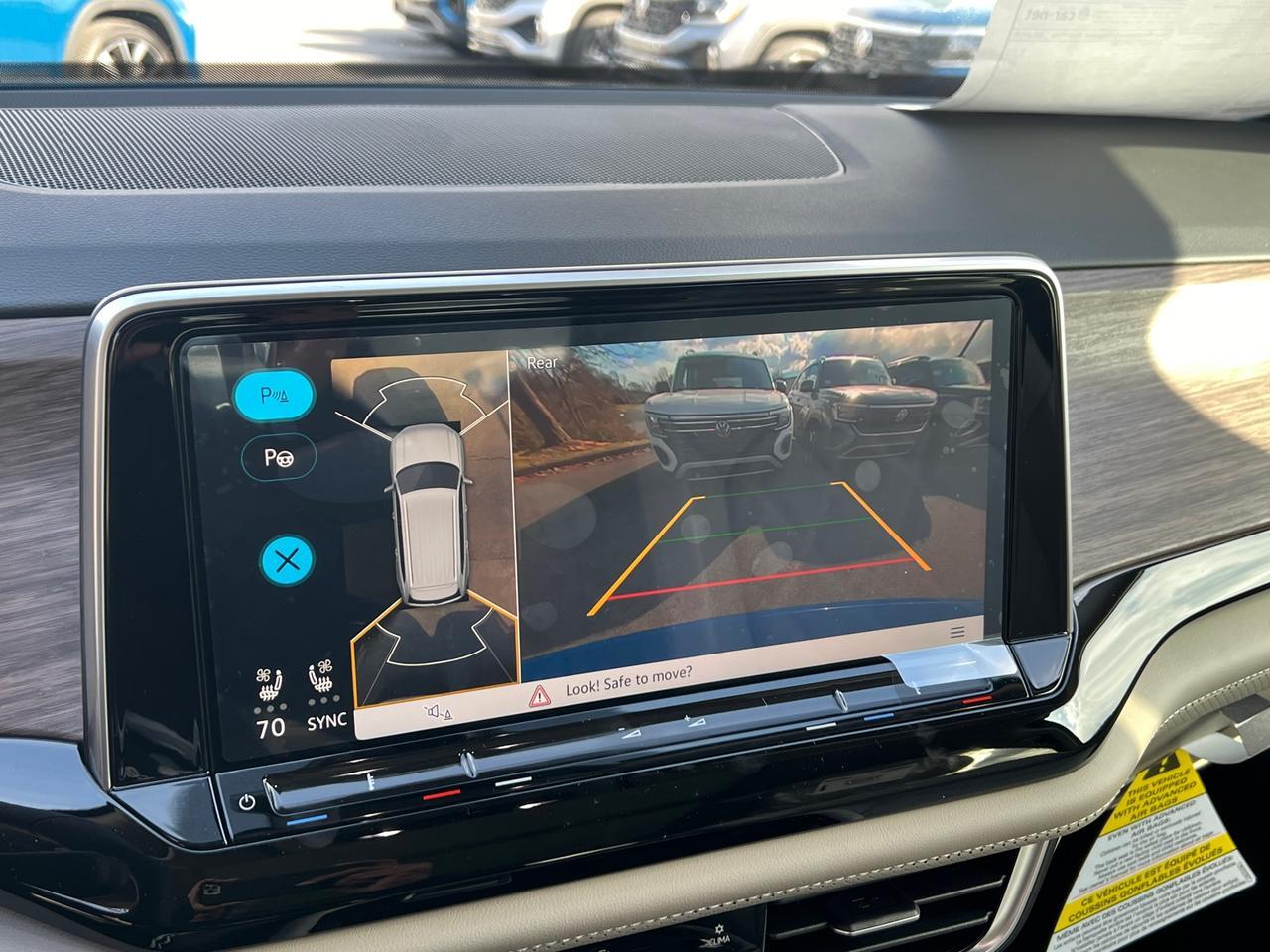 2025 Volkswagen Atlas 2.0T SEL Premium R-Line Hagerstown MD