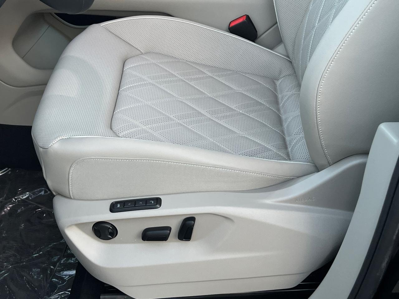 2025 Volkswagen Atlas 2.0T SEL Premium R-Line Hagerstown MD