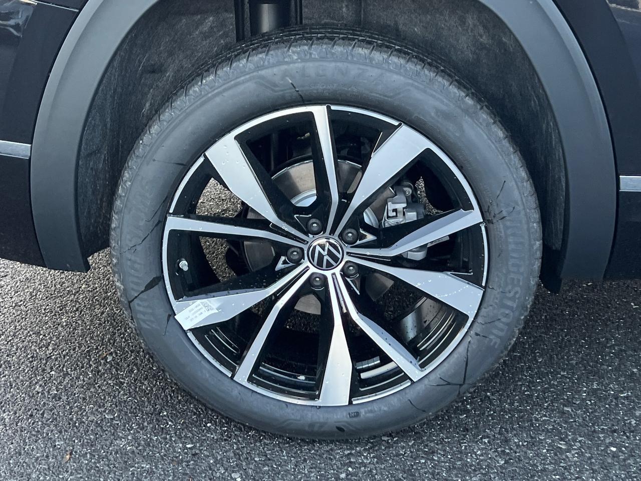 2025 Volkswagen Atlas 2.0T SEL Premium R-Line Hagerstown MD