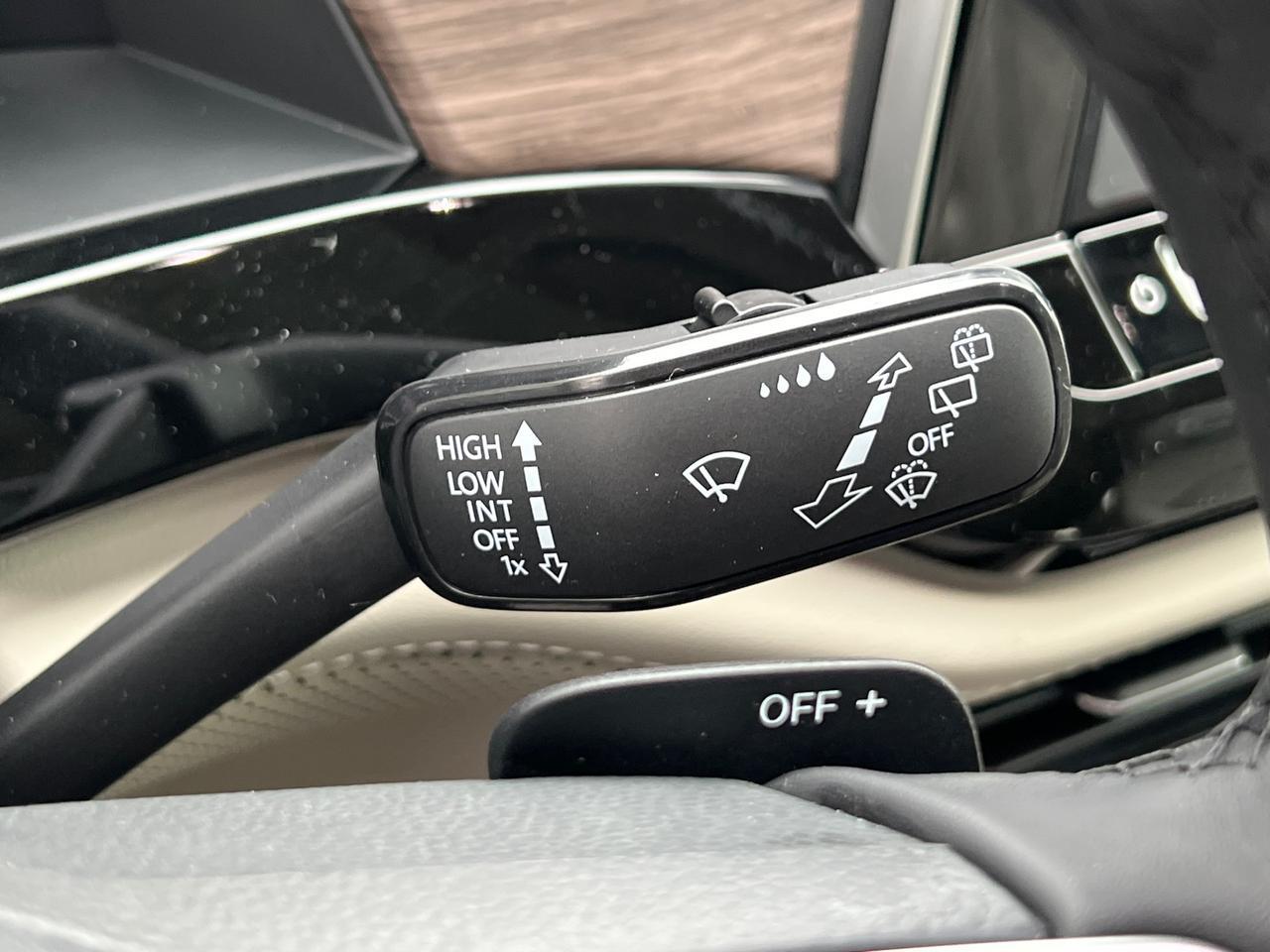 2025 Volkswagen Atlas 2.0T SEL Premium R-Line Hagerstown MD