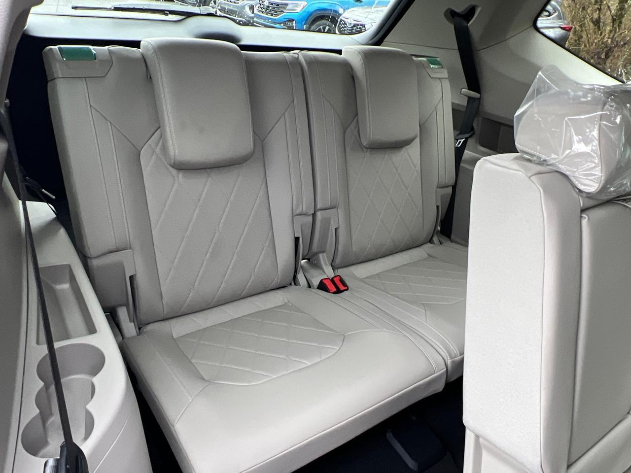 2025 Volkswagen Atlas 2.0T SEL Premium R-Line Hagerstown MD