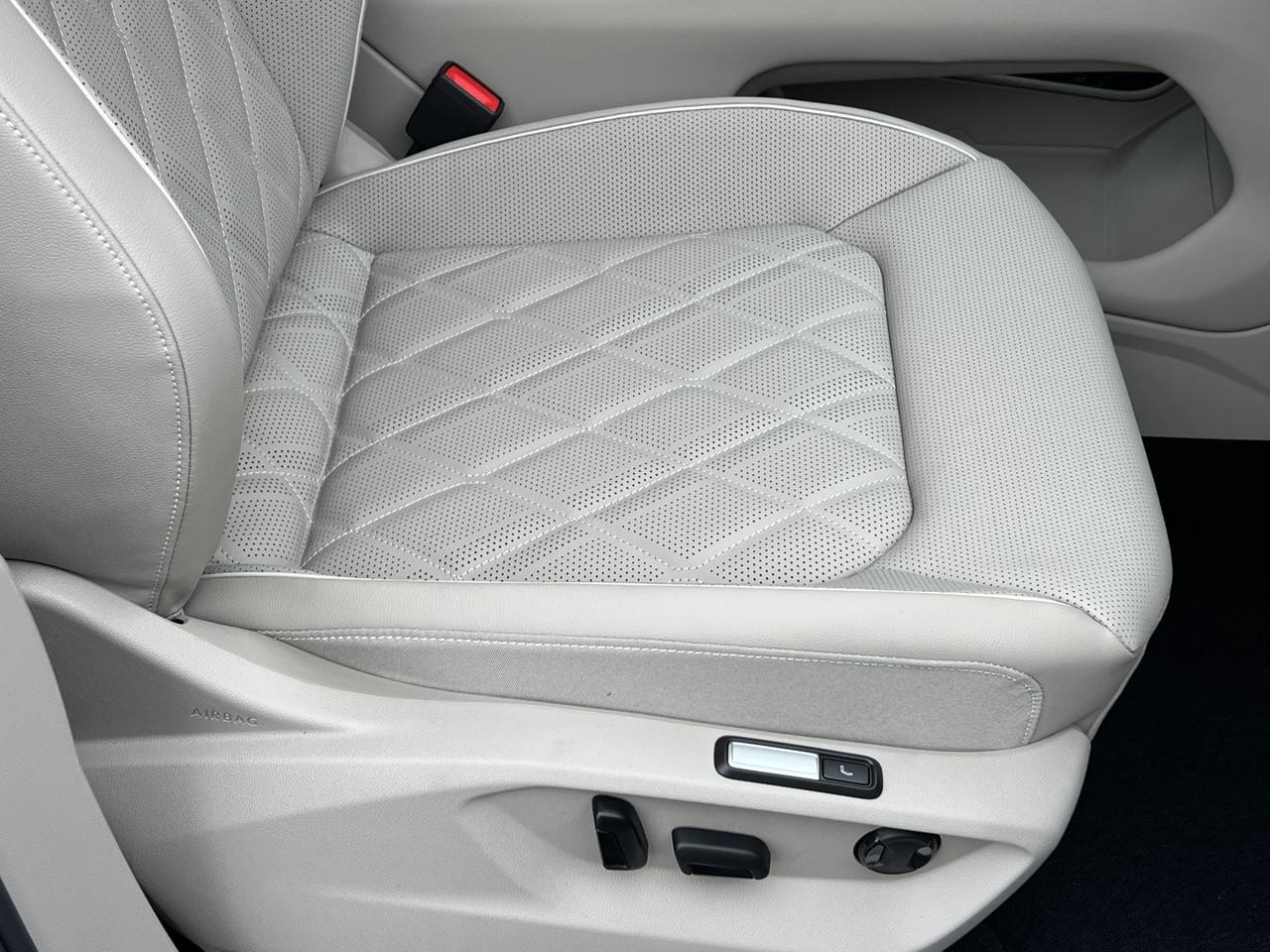 2025 Volkswagen Atlas 2.0T SEL Premium R-Line Hagerstown MD