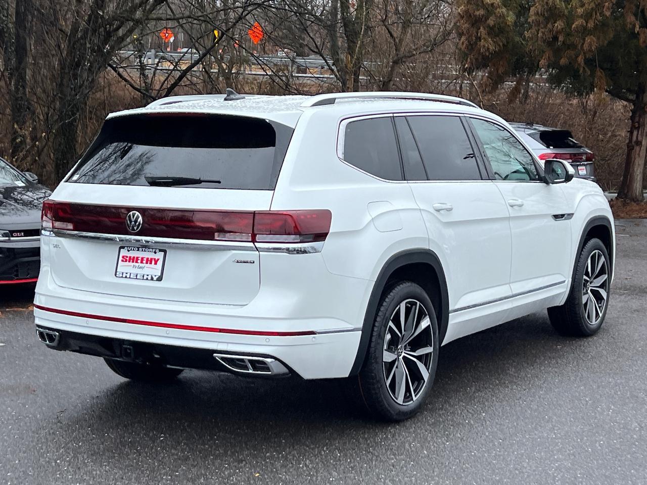 2025 Volkswagen Atlas 2.0T SEL Premium R-Line Hagerstown MD