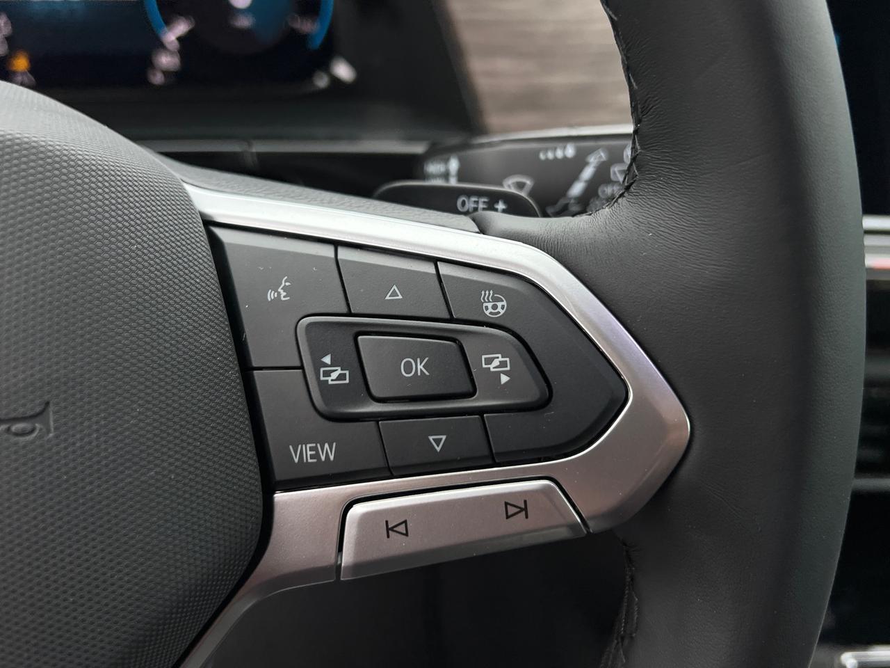 2025 Volkswagen Atlas 2.0T SEL Premium R-Line Hagerstown MD