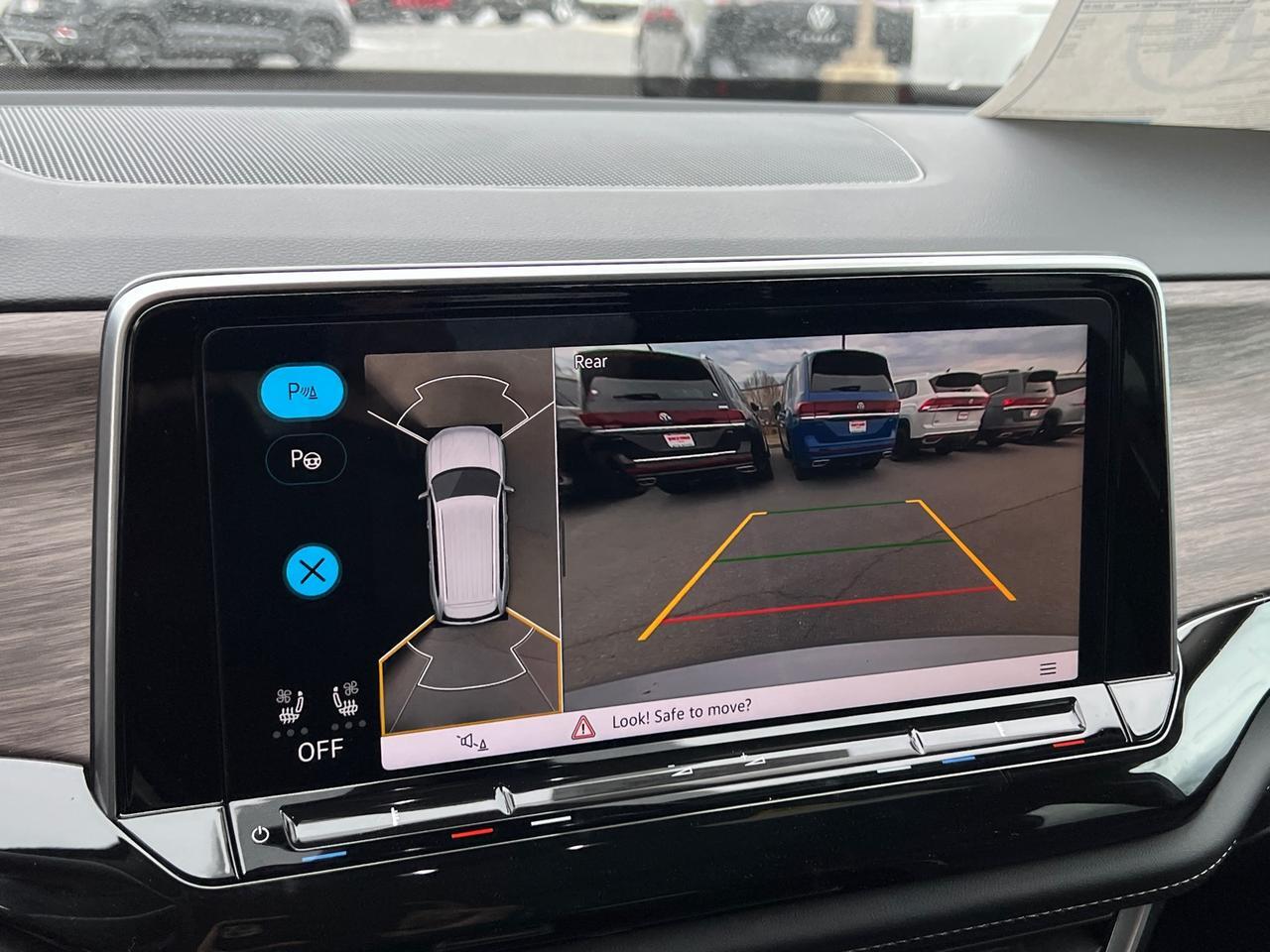 2025 Volkswagen Atlas 2.0T SEL Premium R-Line Hagerstown MD