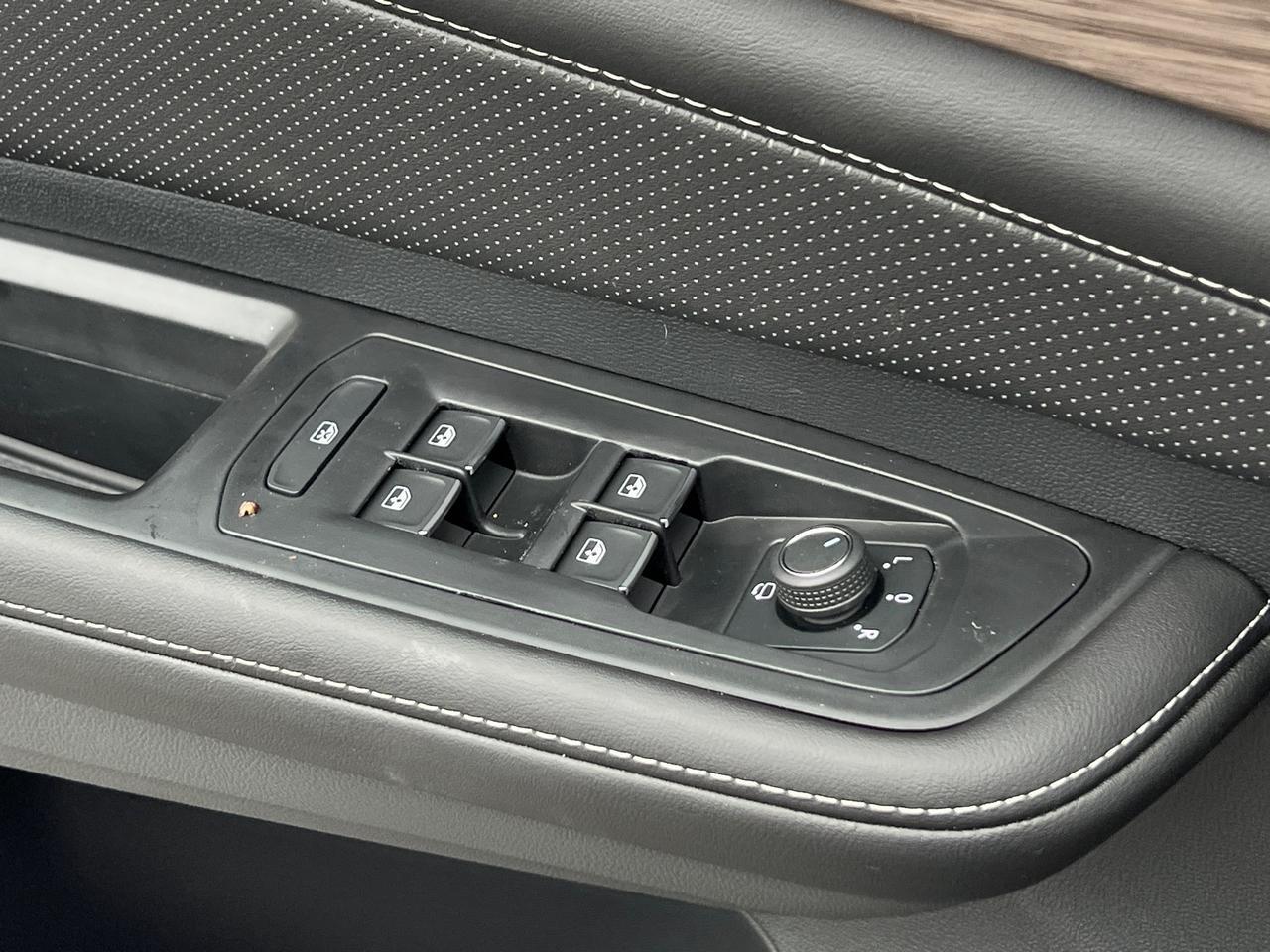 2025 Volkswagen Atlas 2.0T SEL Premium R-Line Hagerstown MD