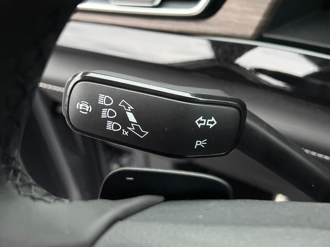 2025 Volkswagen Atlas 2.0T SEL Premium R-Line Hagerstown MD