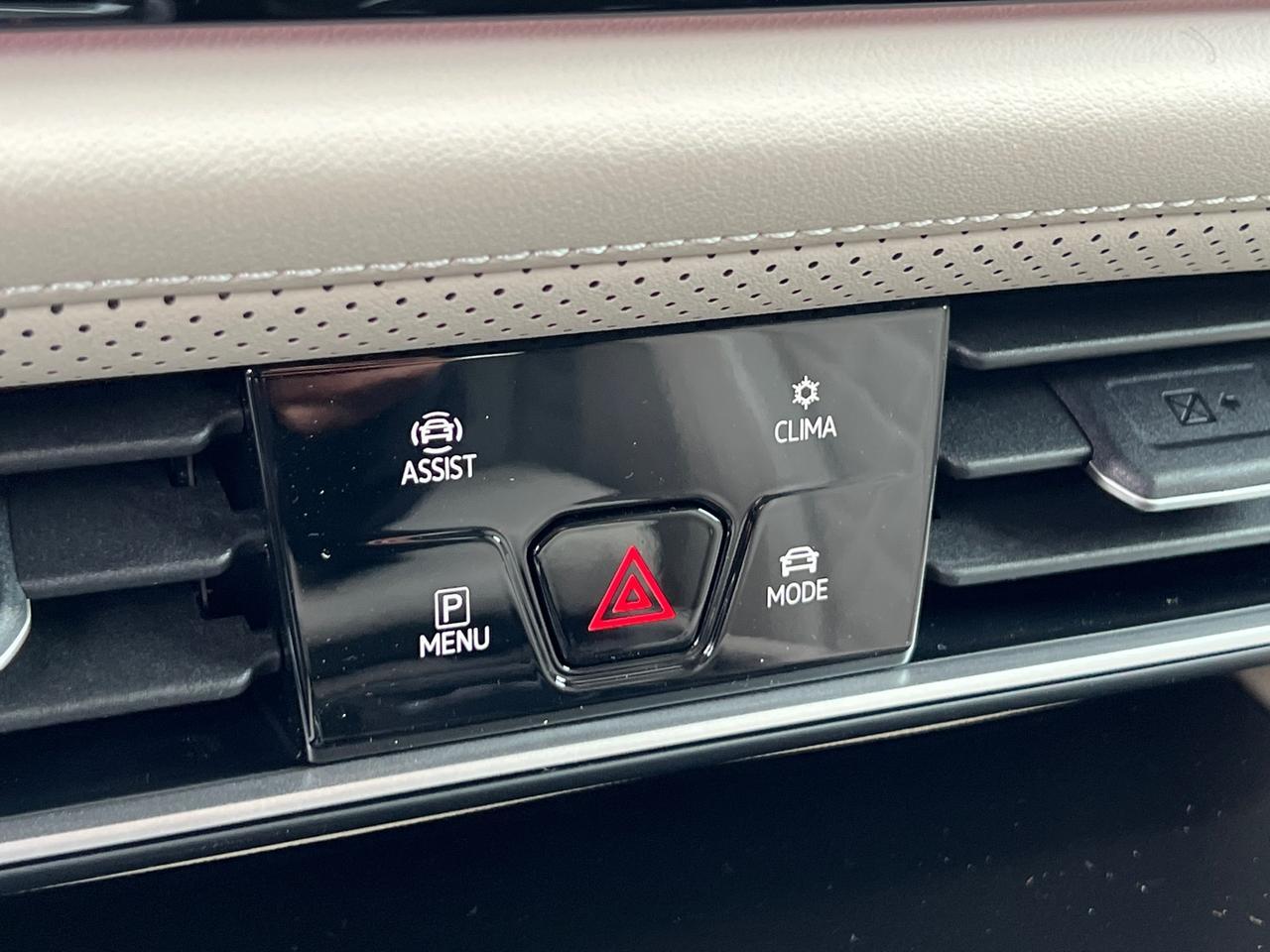 2025 Volkswagen Atlas 2.0T SEL Premium R-Line Hagerstown MD