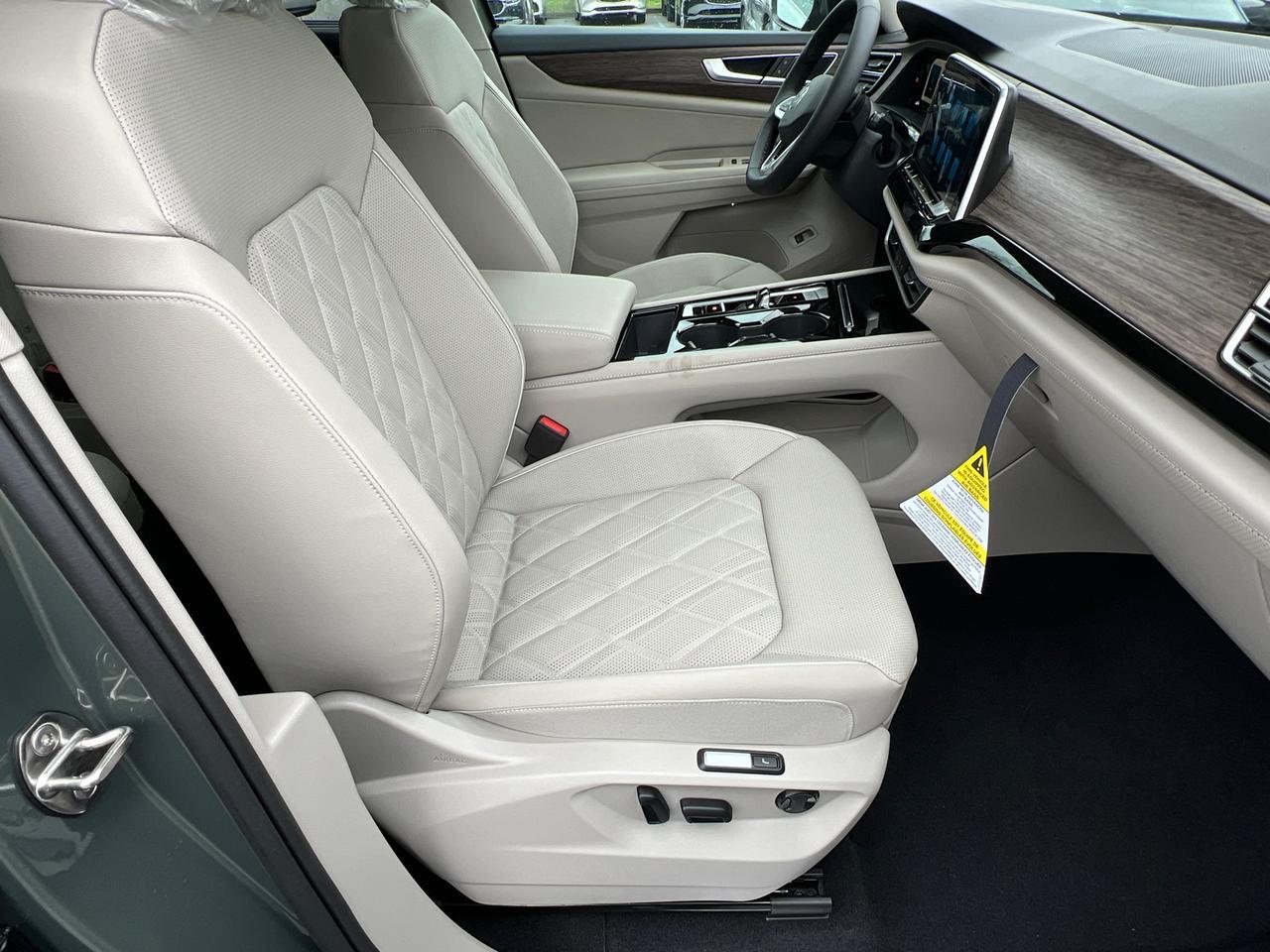 2025 Volkswagen Atlas 2.0T SEL Premium R-Line Hagerstown MD