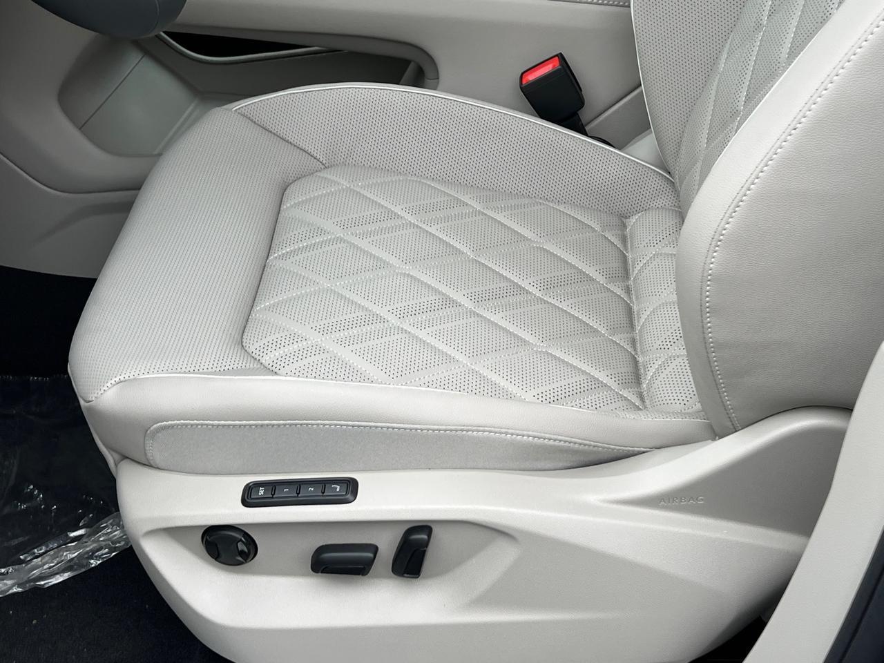 2025 Volkswagen Atlas 2.0T SEL Premium R-Line Hagerstown MD