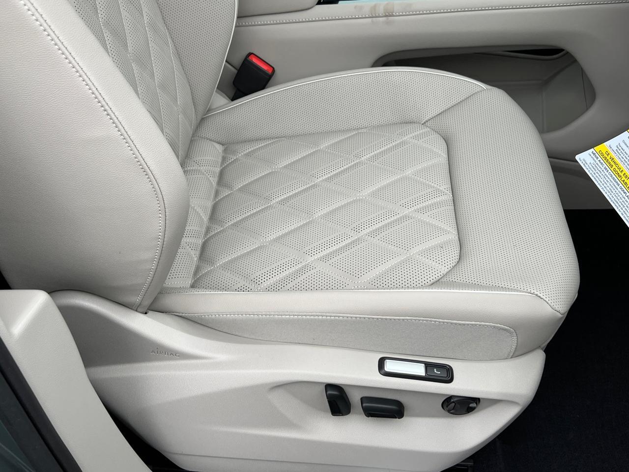 2025 Volkswagen Atlas 2.0T SEL Premium R-Line Hagerstown MD