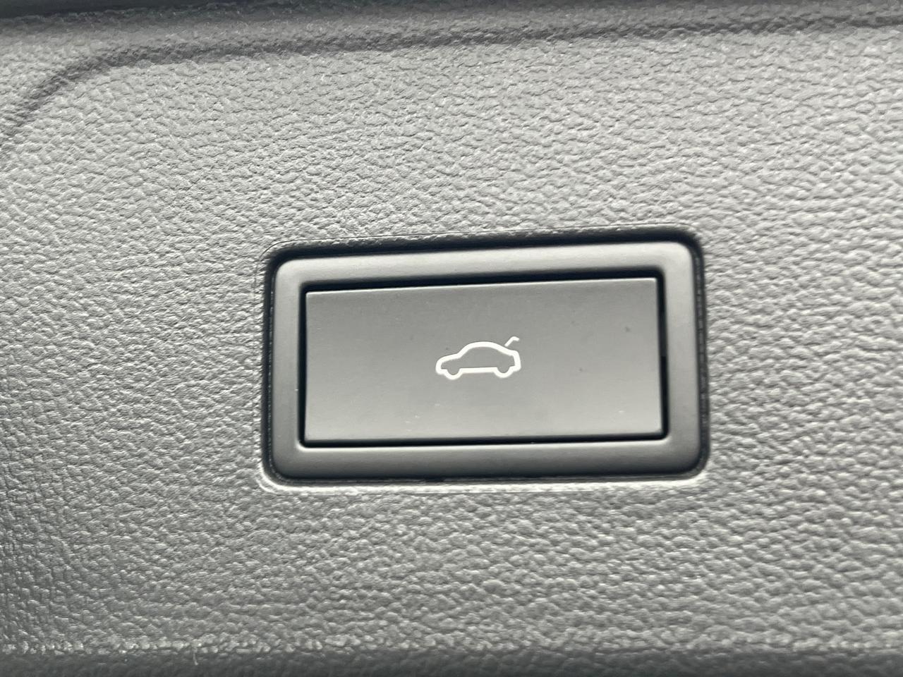 2025 Volkswagen Atlas 2.0T SEL Premium R-Line Hagerstown MD