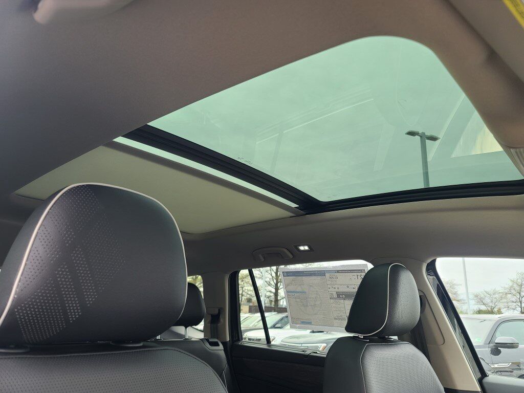 2025 Volkswagen Atlas 2.0T SEL Premium R-Line Springfield VA