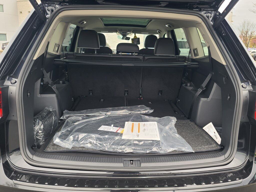 2025 Volkswagen Atlas 2.0T SEL Premium R-Line Springfield VA