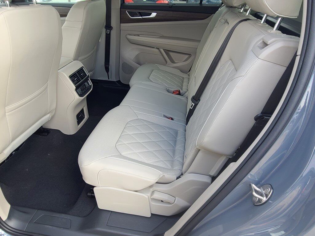 2025 Volkswagen Atlas 2.0T SEL Premium R-Line Springfield VA