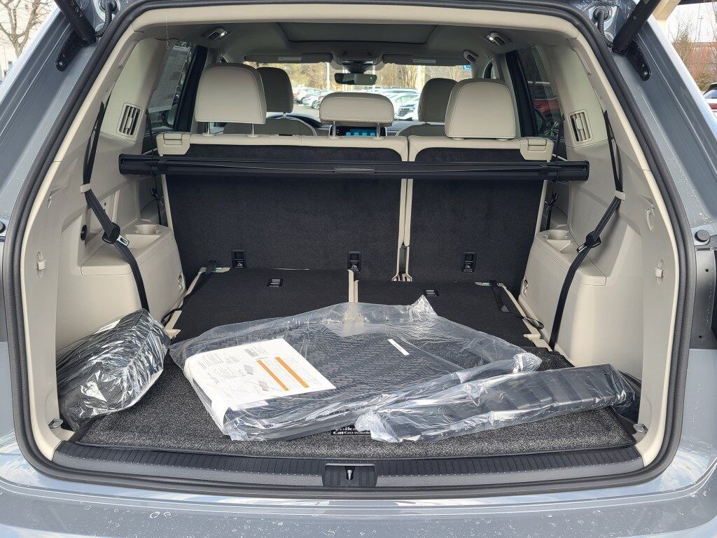 2025 Volkswagen Atlas 2.0T SEL Premium R-Line Springfield VA