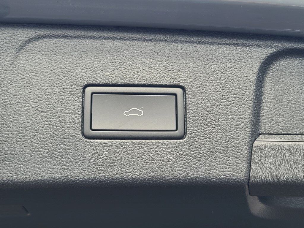 2025 Volkswagen Atlas 2.0T SEL Premium R-Line Springfield VA