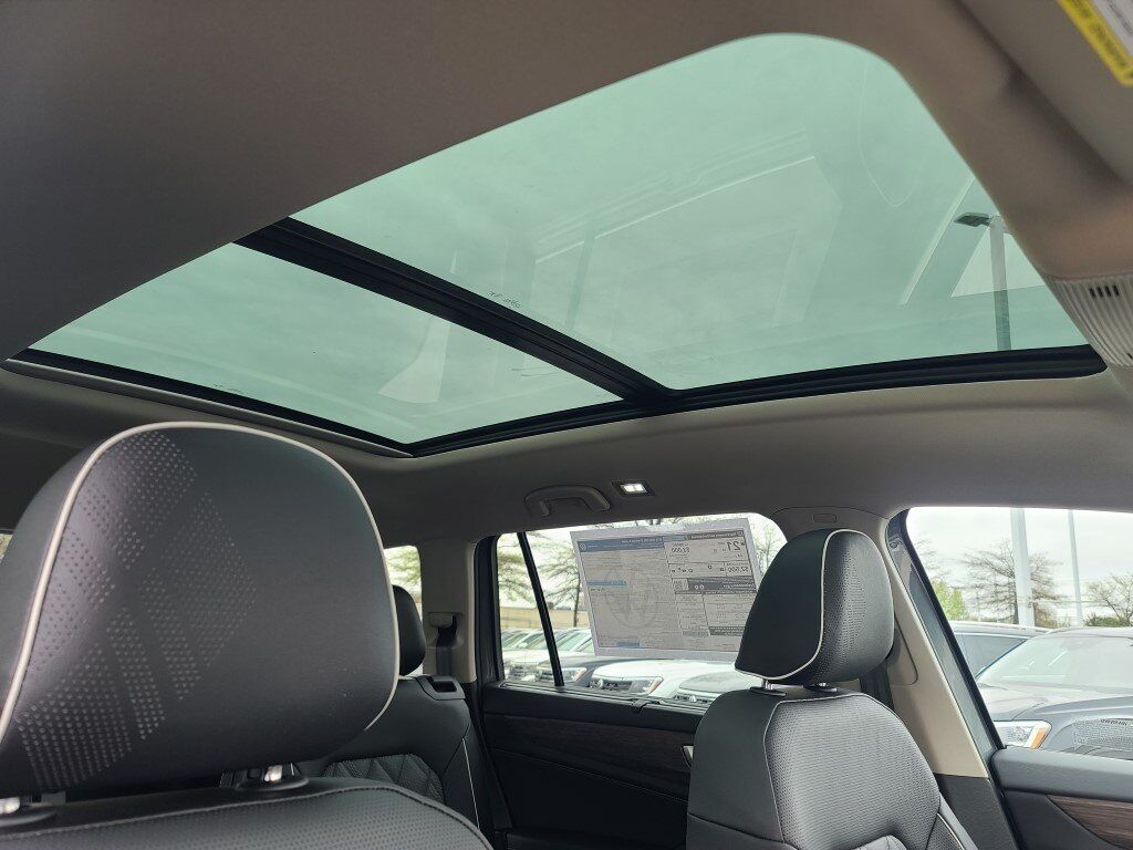 2025 Volkswagen Atlas 2.0T SEL Premium R-Line Springfield VA