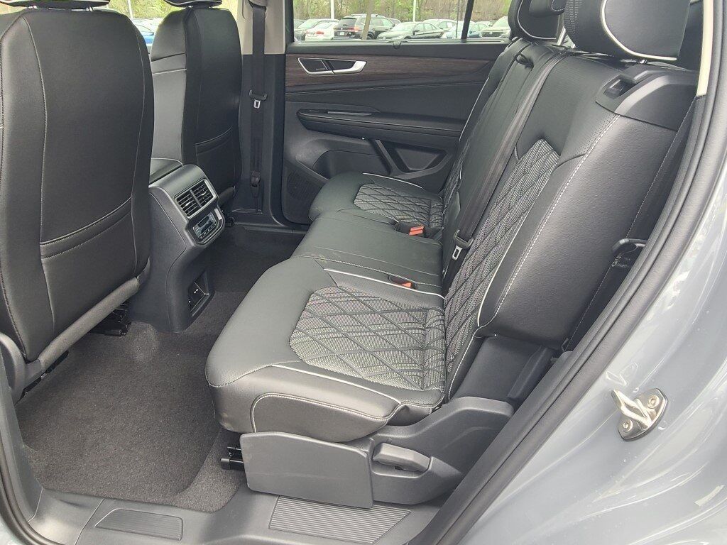 2025 Volkswagen Atlas 2.0T SEL Premium R-Line Springfield VA