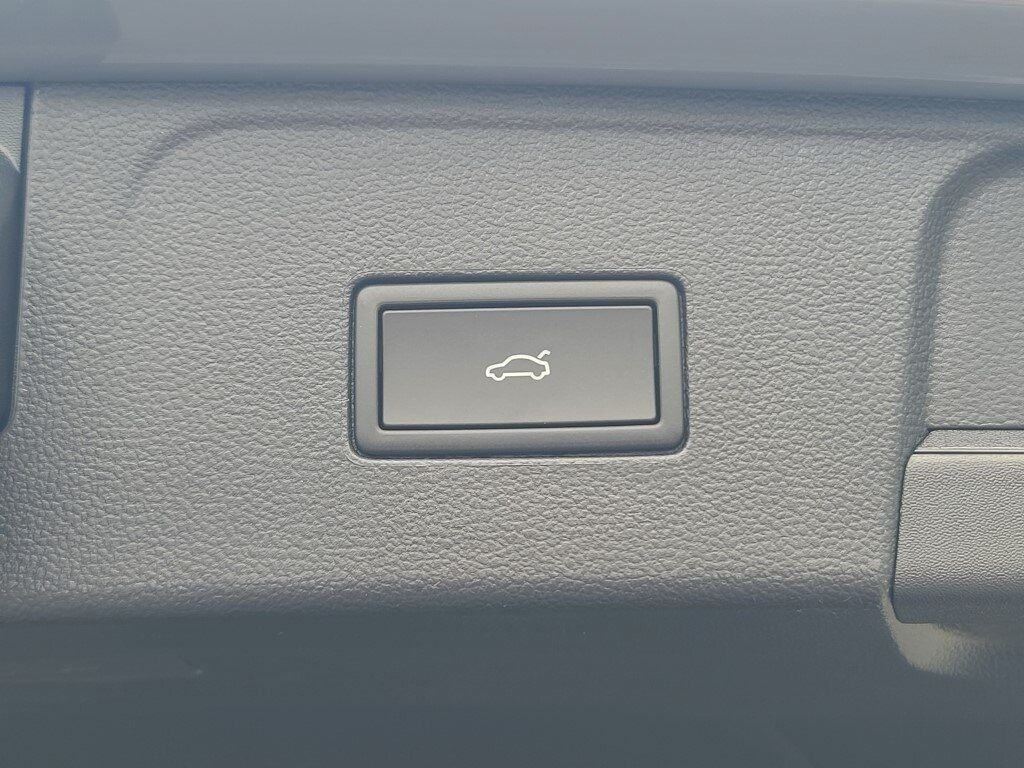 2025 Volkswagen Atlas 2.0T SEL Premium R-Line Springfield VA