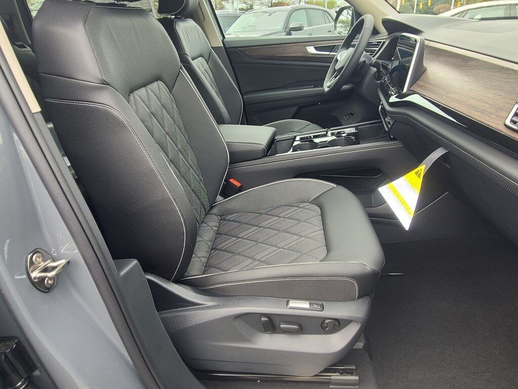 2025 Volkswagen Atlas 2.0T SEL Premium R-Line Springfield VA