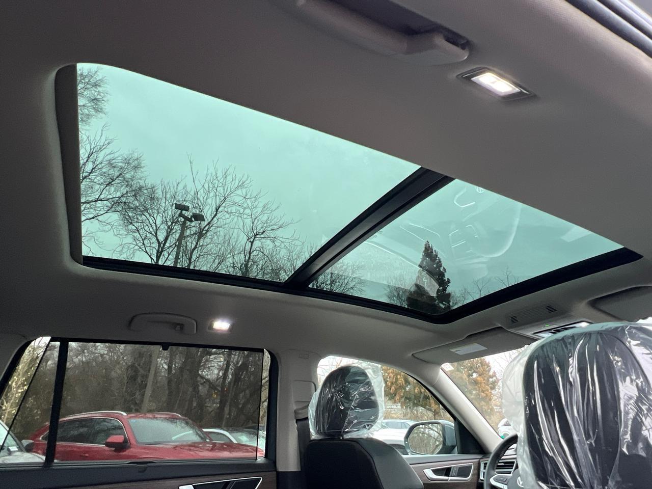 2025 Volkswagen Atlas 2.0T SEL Hagerstown MD