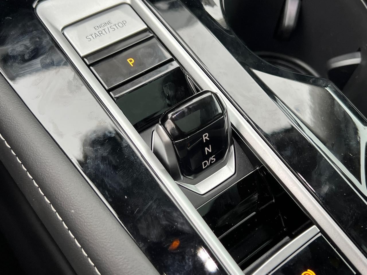 2025 Volkswagen Atlas 2.0T SEL Hagerstown MD