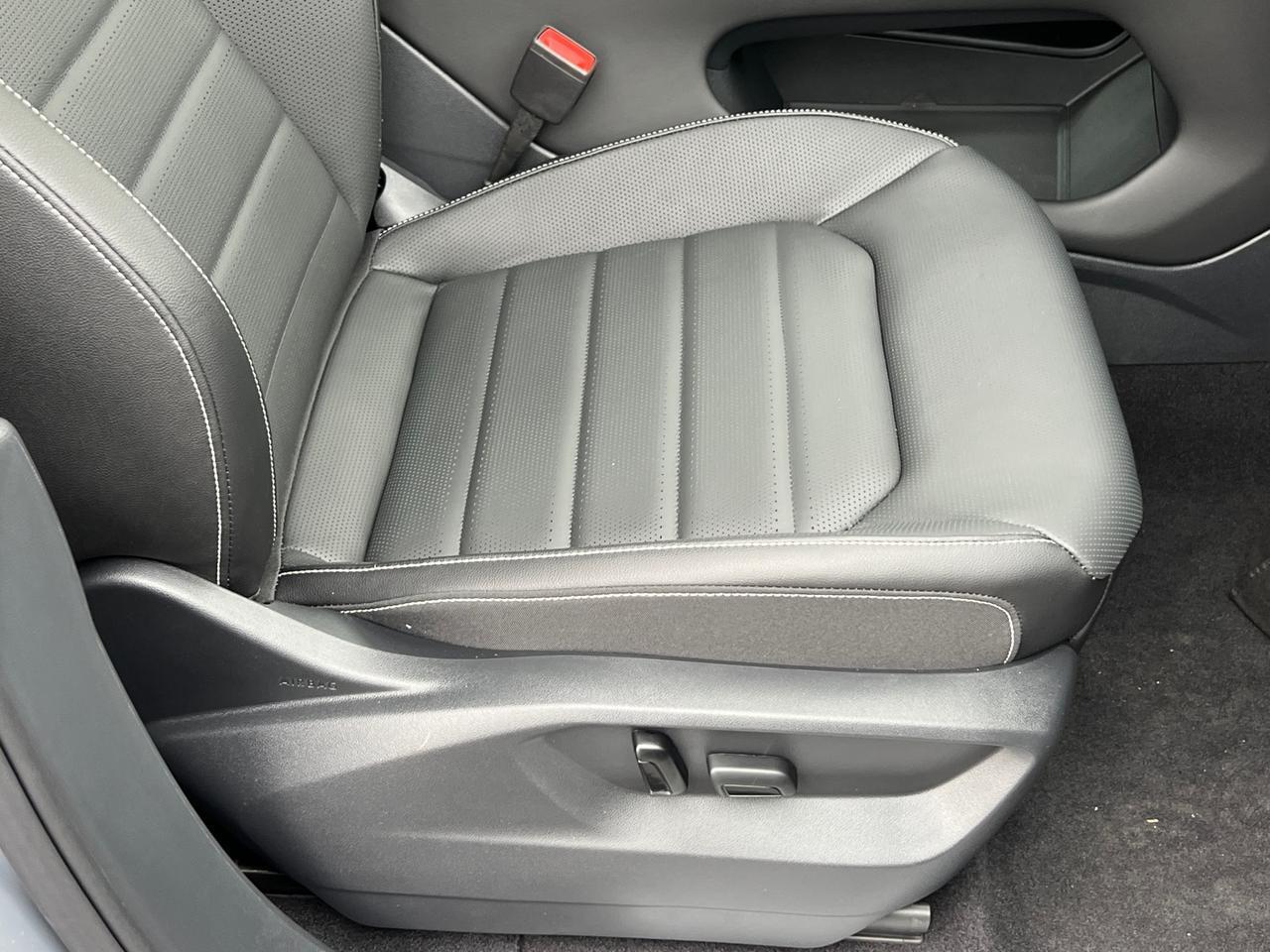 2025 Volkswagen Atlas 2.0T SEL Hagerstown MD