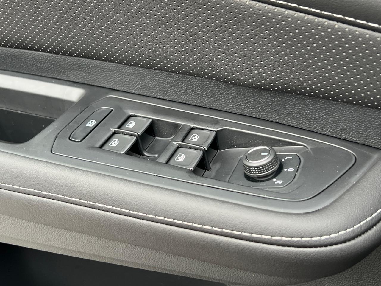 2025 Volkswagen Atlas 2.0T SEL Hagerstown MD