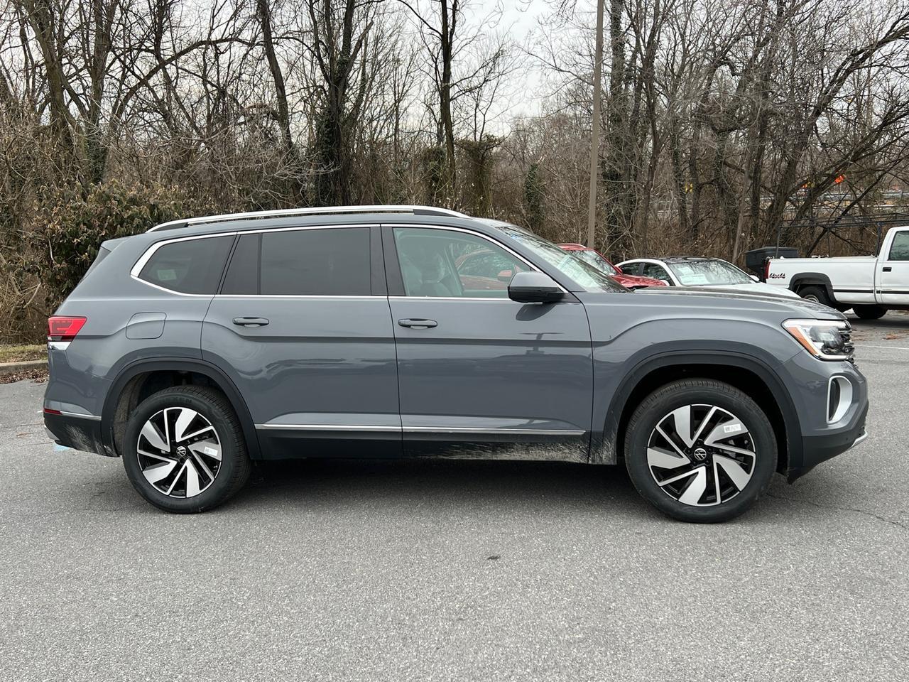 2025 Volkswagen Atlas 2.0T SEL Hagerstown MD