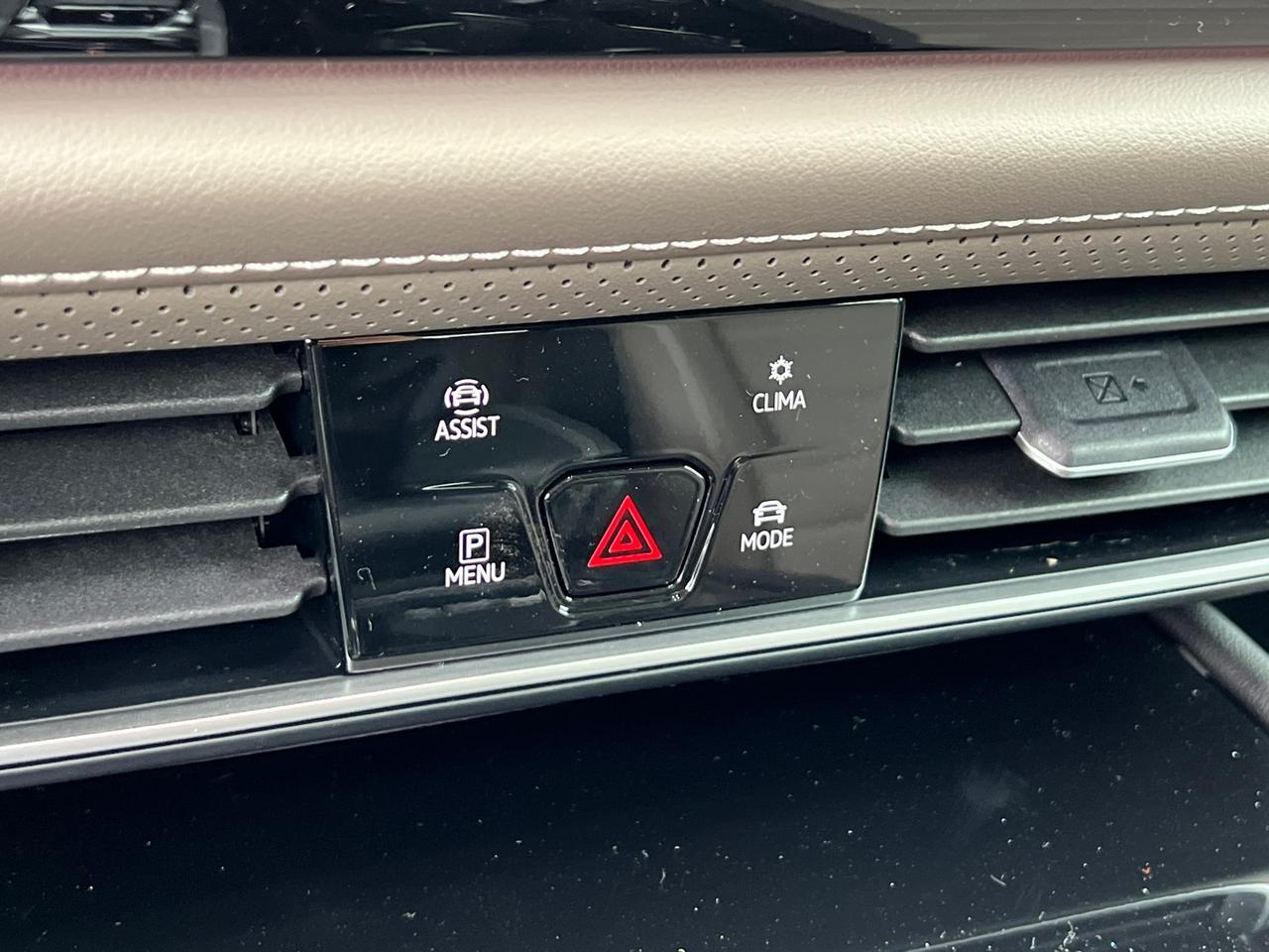 2025 Volkswagen Atlas 2.0T SEL Hagerstown MD