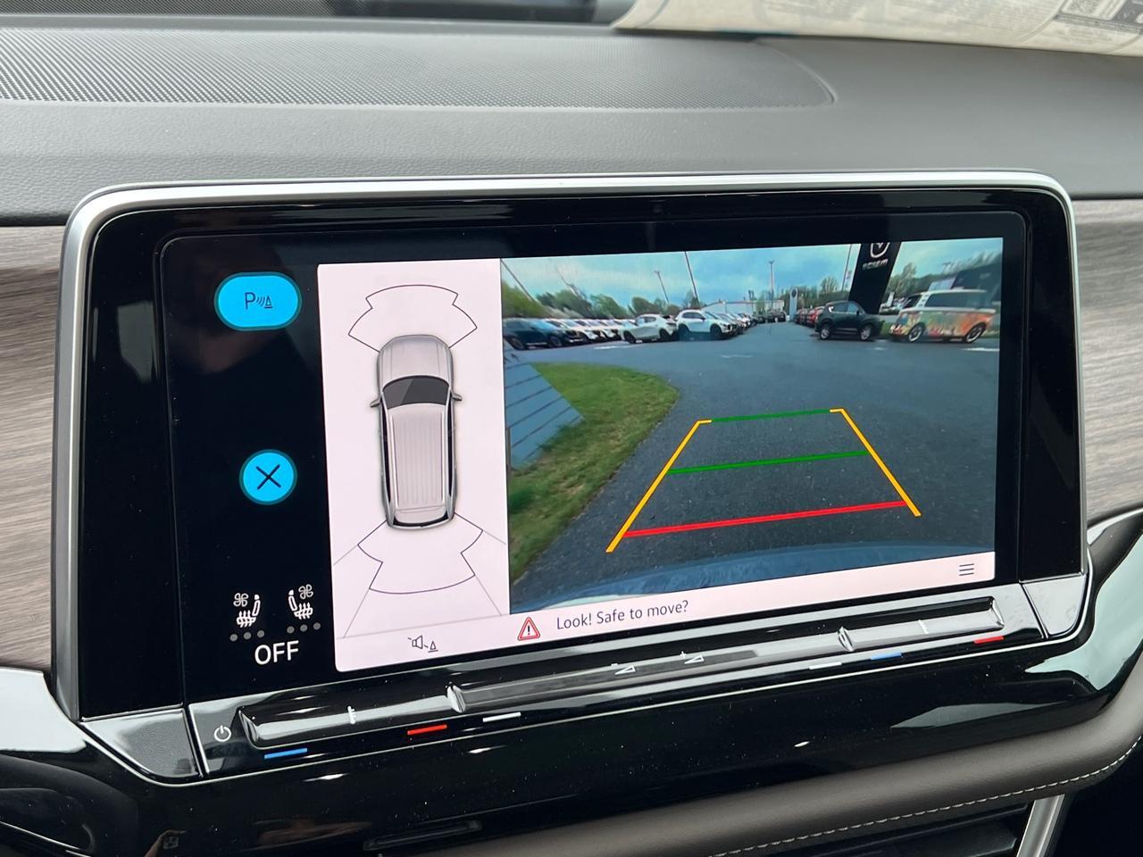 2025 Volkswagen Atlas 2.0T SEL Hagerstown MD