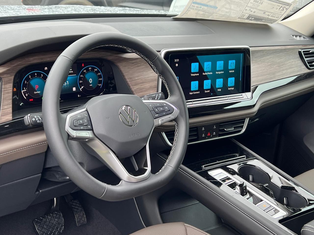 2025 Volkswagen Atlas 2.0T SEL Hagerstown MD