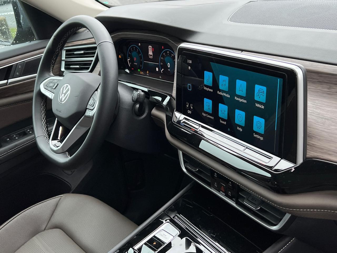 2025 Volkswagen Atlas 2.0T SEL Hagerstown MD