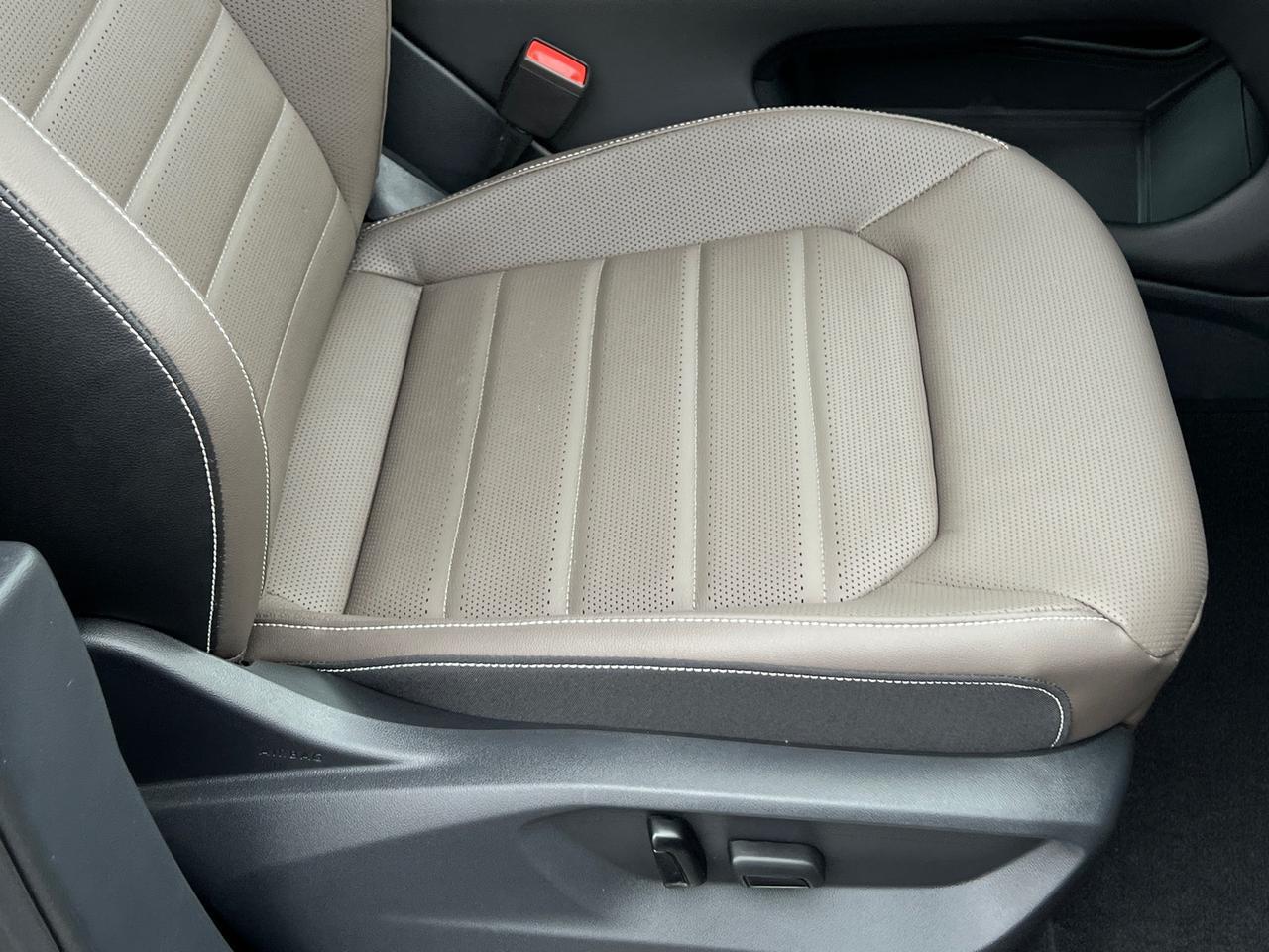 2025 Volkswagen Atlas 2.0T SEL Hagerstown MD