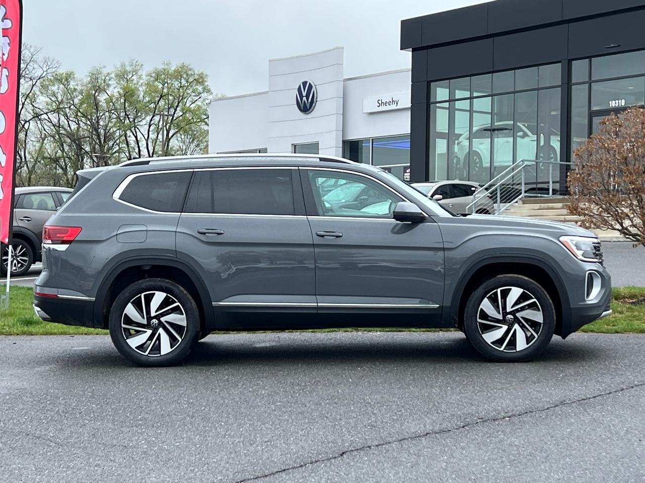 2025 Volkswagen Atlas 2.0T SEL Hagerstown MD