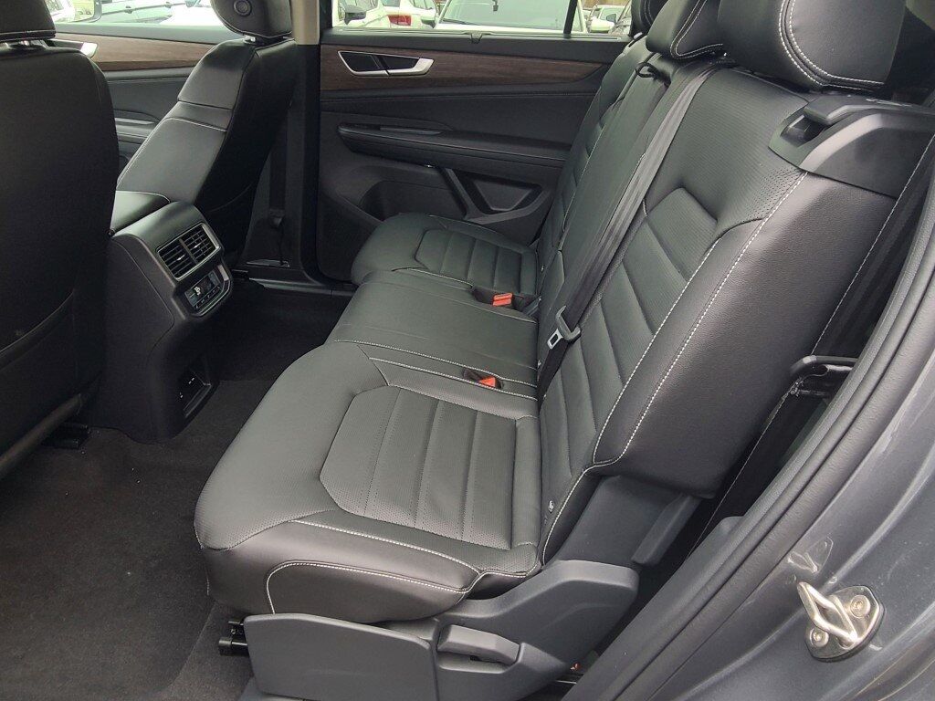 2025 Volkswagen Atlas 2.0T SEL Springfield VA