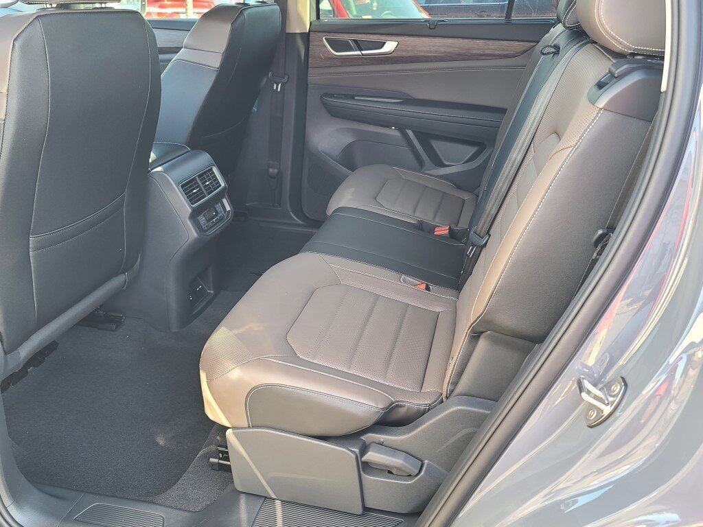 2025 Volkswagen Atlas 2.0T SEL Springfield VA