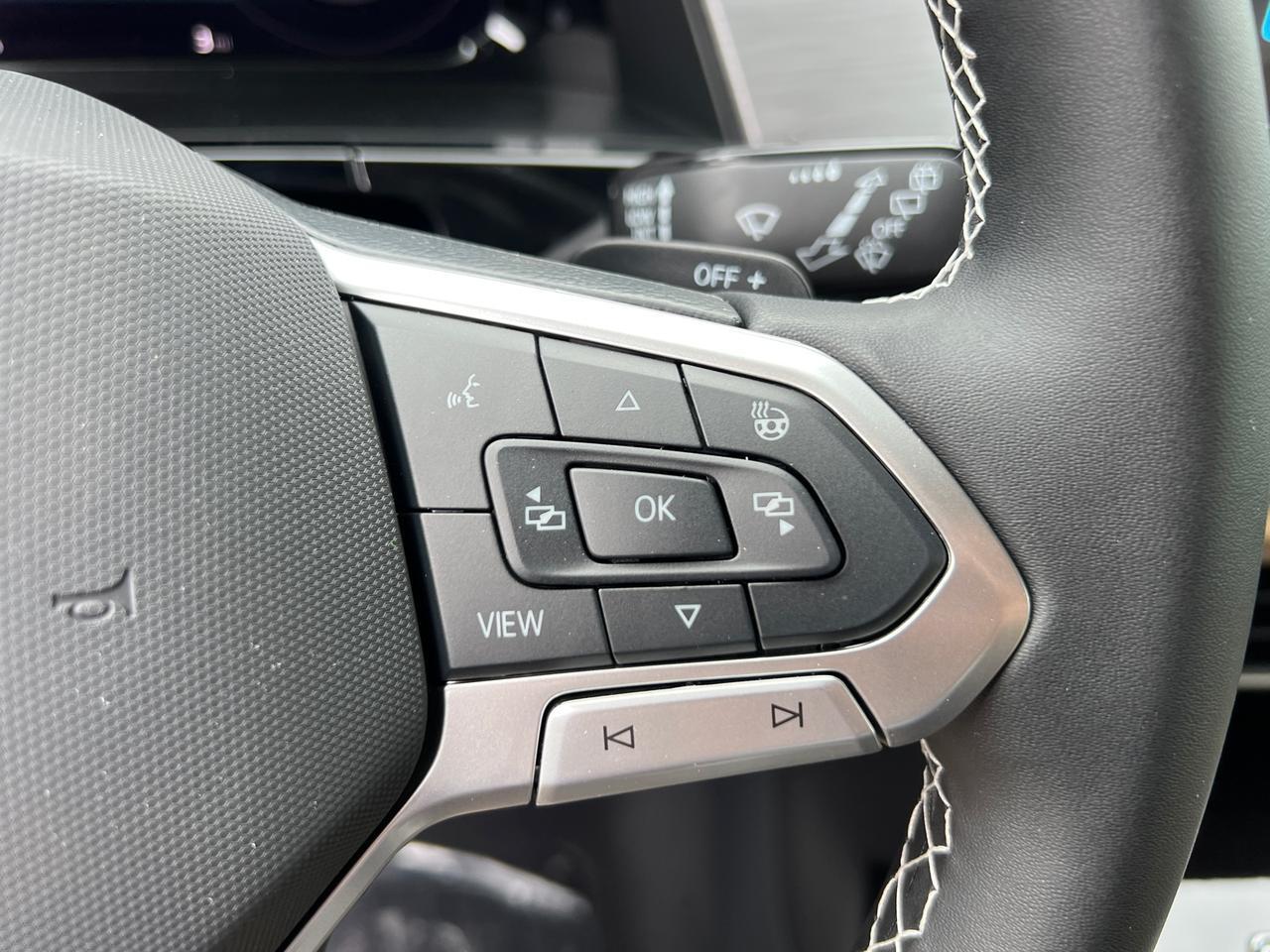 2025 Volkswagen Atlas Cross Sport 2.0T SE w/Technology Hagerstown MD