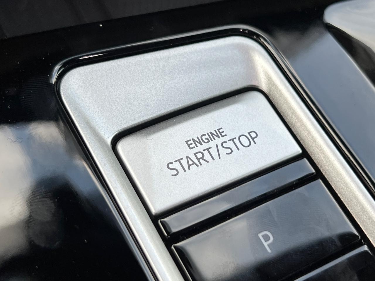 2025 Volkswagen Atlas Cross Sport 2.0T SE w/Technology Hagerstown MD