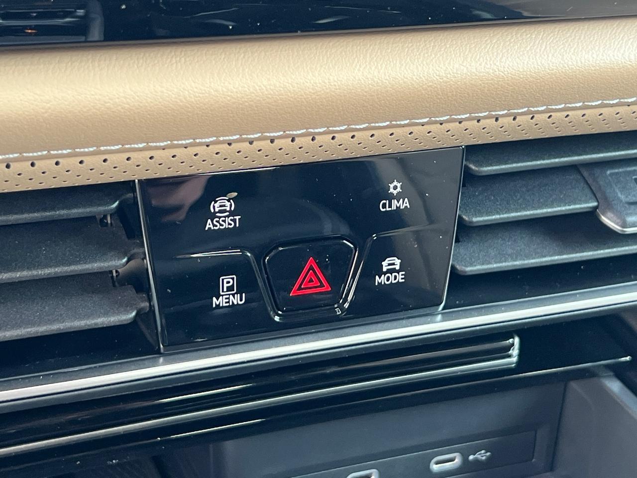 2025 Volkswagen Atlas Cross Sport 2.0T SE w/Technology Hagerstown MD