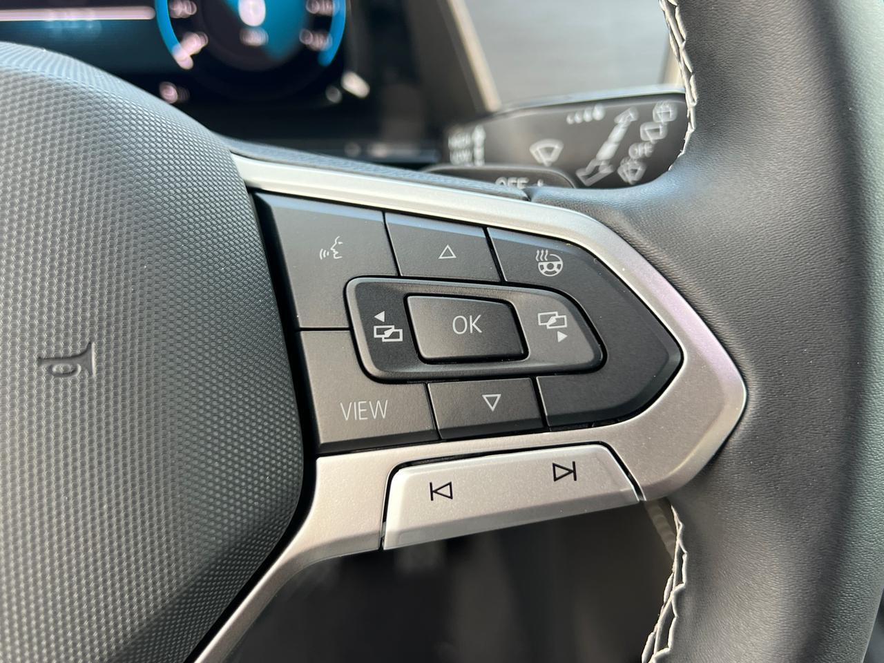 2025 Volkswagen Atlas Cross Sport 2.0T SE w/Technology Hagerstown MD