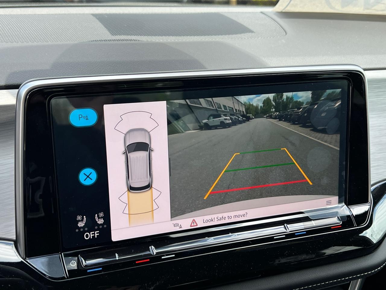 2025 Volkswagen Atlas Cross Sport 2.0T SE w/Technology Hagerstown MD