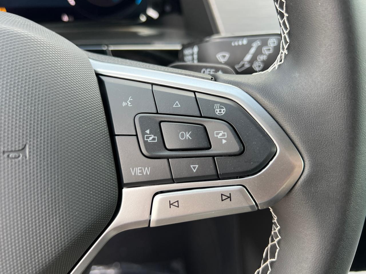 2025 Volkswagen Atlas Cross Sport 2.0T SE w/Technology Hagerstown MD