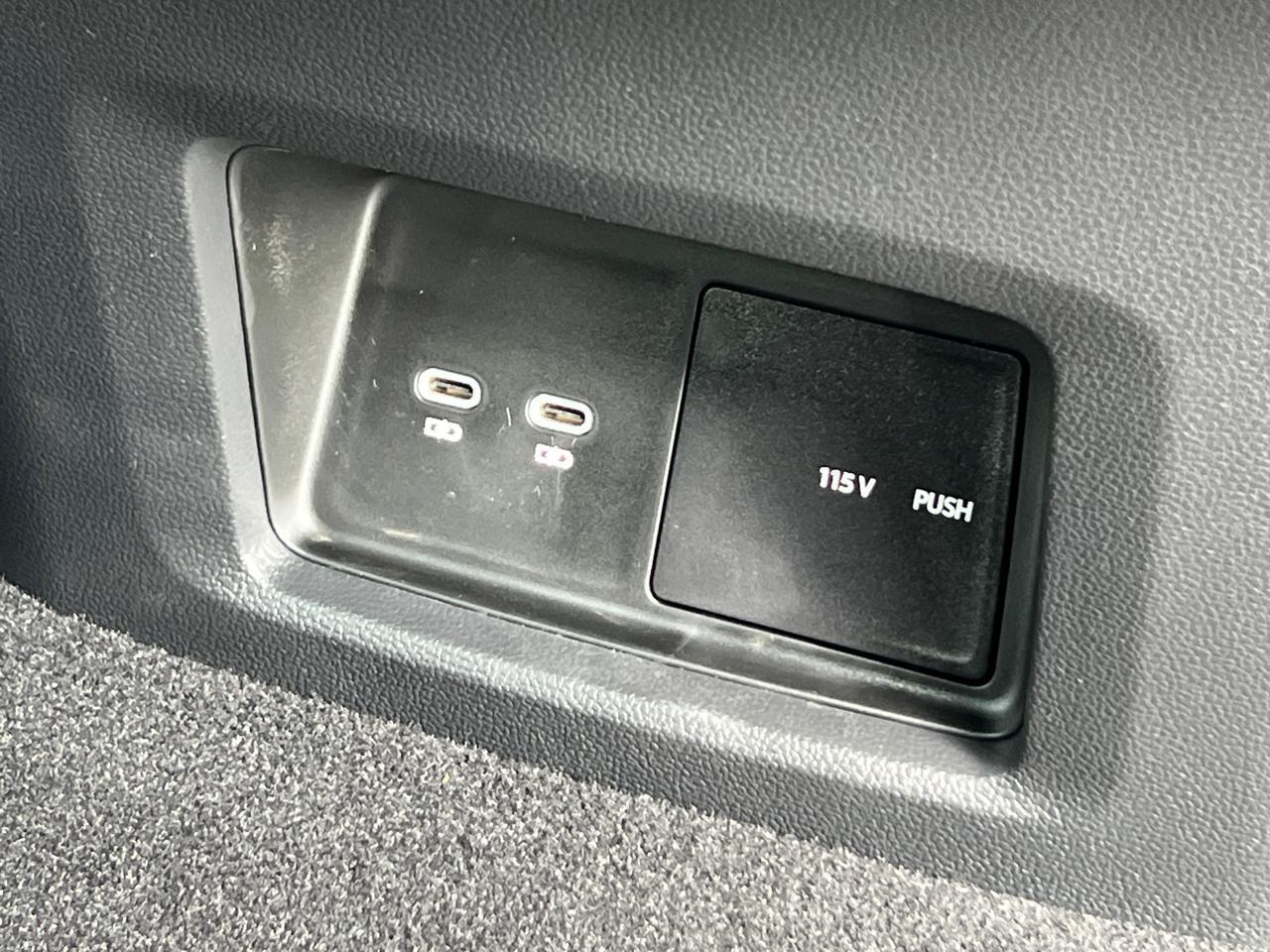 2025 Volkswagen Atlas Cross Sport 2.0T SE w/Technology Hagerstown MD