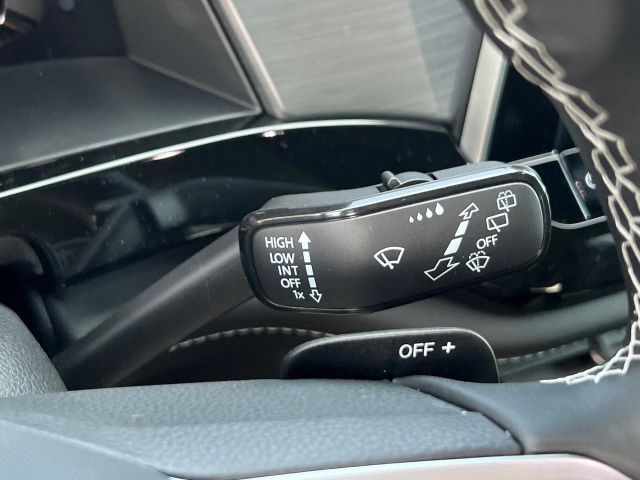 2025 Volkswagen Atlas Cross Sport 2.0T SE w/Technology Hagerstown MD