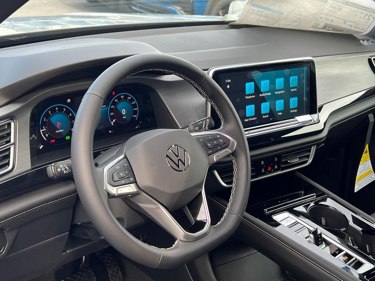 2025 Volkswagen Atlas Cross Sport 2.0T SE w/Technology Hagerstown MD