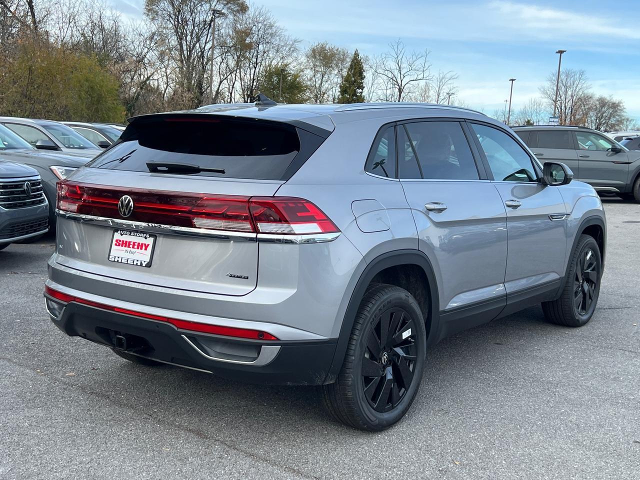 2025 Volkswagen Atlas Cross Sport 2.0T SE w/Technology Hagerstown MD